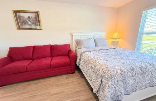 New 4-Bedroom Home – Perfect for Your Stay! - Foto 15