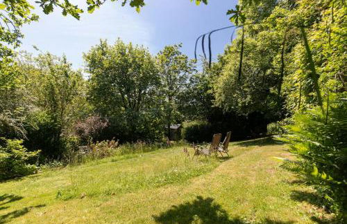 Pendre Farmhouse Llwyndafydd - Photo 21