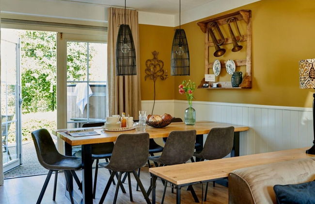 Holiday Home in Baarlo With Wood-fired Hot Tub - Photo 16