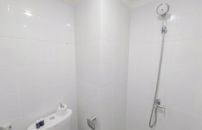 Homey And Elegant Studio At Apartment Sentraland Medan - Foto 12