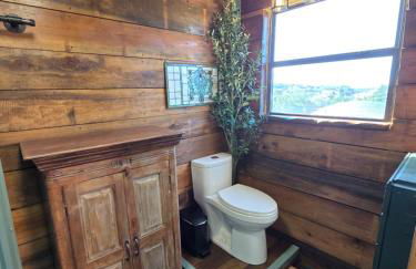 Hill Country Hangar with hottub, 7 minutes from the river and lake - Foto 24