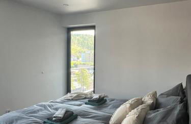 Stylische Wohnung, toller Ausblick Selbst-Check-in - Foto 8