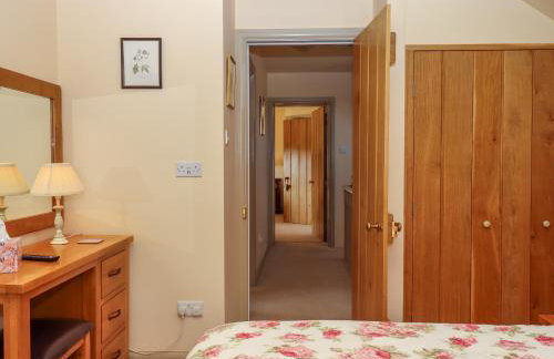 Sherway Coach House - Photo 30