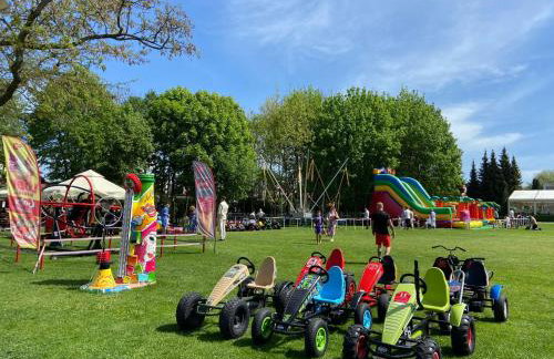 Uroczy drewniany domek w Charzykowach - Foto 37