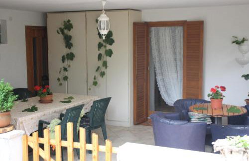 Romantisches Ferienhaus mit großem Garten 1200 qm, nah zu einem schönen Strand - Foto 24