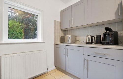 3 bed house near Gatwick and Redhill - Foto 15