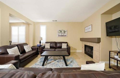 Pool-BBQ-View-Balcony-Fireplace-King-Garage-WD - Foto 32