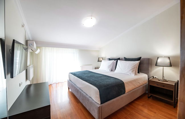 Vouliagmeni Athenian Riviera Villa - Photo 19