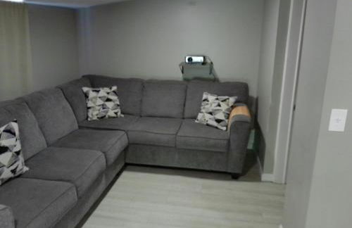 King Bed Creekfront Retreat in Jacksonville - Photo 20