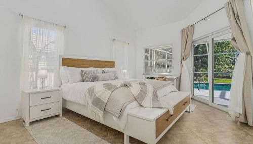 Serene Pool Home in Gated Community-Naples - Foto 4