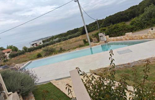 Viento Boutique - Photo 76