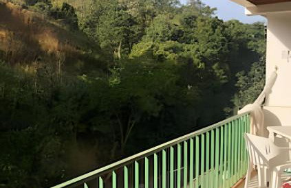 Espaçoso Flat com Varanda no Cavalinho Branco - Foto 49