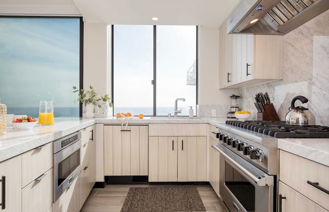 Matador by Avantstay Ocean Front Malibu Pad w/ Rooftop Patio - Photo 3