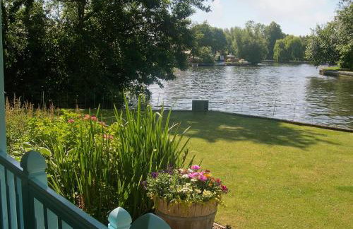 Leisure Hour - Photo 2