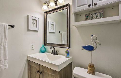 Snowbirds Retreat Walkable Destin Condo with View! - Foto 17