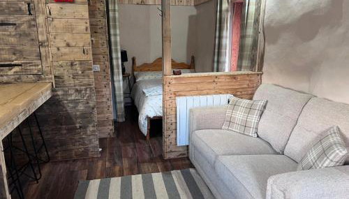 Willow Straw Bale Cabin - Foto 2