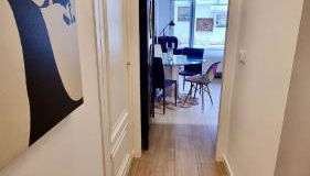 Cozy Suite next to Plaza del Ayuntamiento - Photo 2