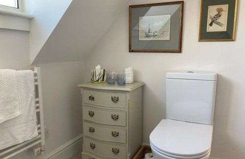 Trinity House - Photo 16