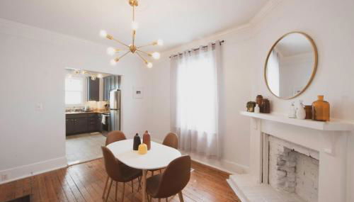 Newly Renovated 3BDR with Backyard Starland District - Foto 2