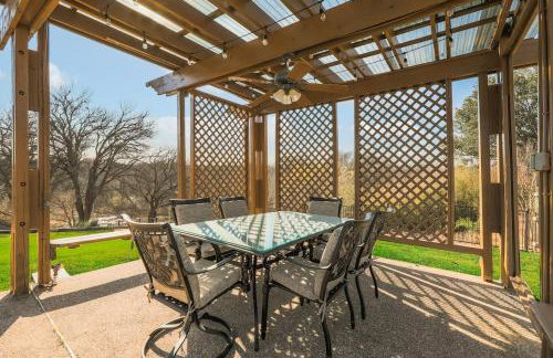 Elite 4BR 2BA Holiday Home with Hot Tub, Pool, and BBQ - Foto 36