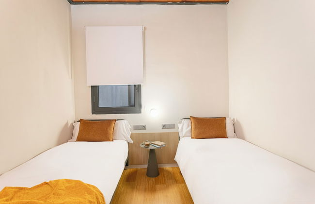 Aspasios Las Ramblas Apartments - Photo 12