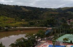 Apartamento Hotel Cavalinho Branco - Foto 13