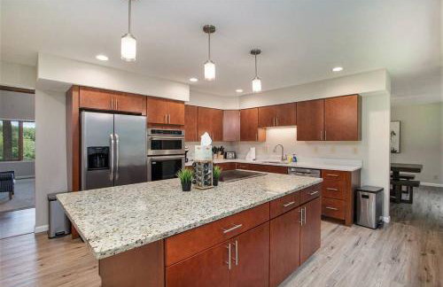 Smitten in da Mitten - 18 acres, Arcades, High Spd Web, Hot Tub, Pond! - Foto 18