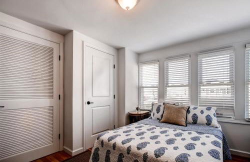 Recently Renovated LBI Apt with Deck on Beach Block! - Foto 12