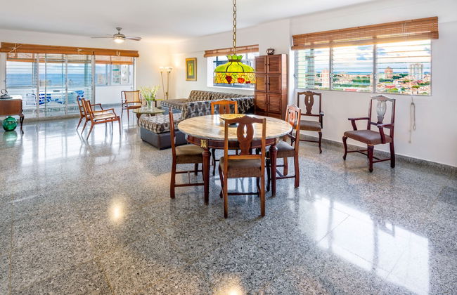 Aparthotel in Havana with terrace - Photo 4