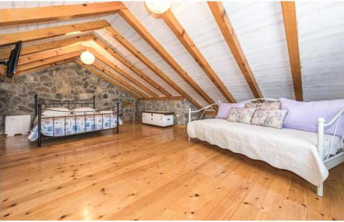 2 Bedroom Stunning Home In Konjevrate - Foto 22