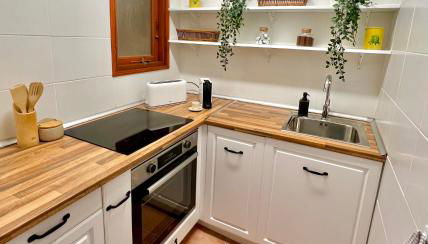 Beachfront Apartment in Cala Morell - Foto 4, stove, pet friendly