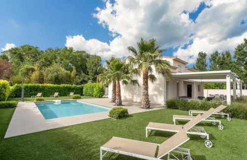 Luxurious Villa in Saint Genies de Fontedit With Heated Pool - Foto 90