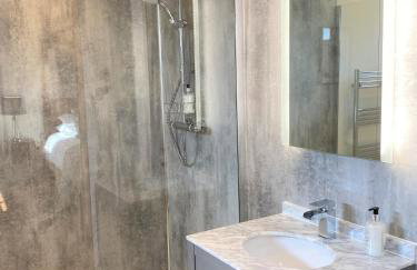 Pheasant Lodge with Hot Tub - Foto 9