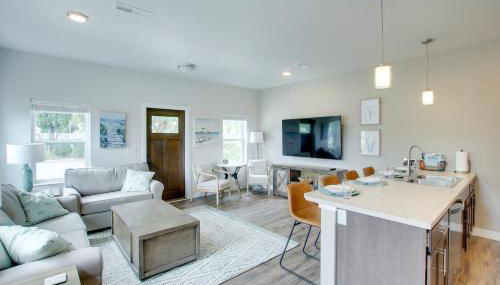 Riverfront Sheboygan Townhome with Grill! - Foto 1