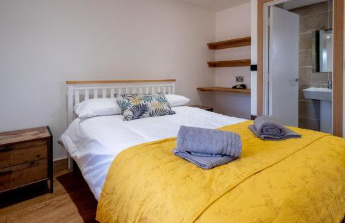 Oak - Three Tuns Apartments, Pettistree, Wickham Market - by Aldeburgh Coastal Cottages - Foto 8