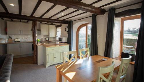 Garth Cottage, Castle Carrock, family friendly with hot tub and views - Foto 5