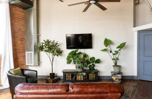 420 Friendly Canada Bridge View Loft Downtown FREE parking - Foto 12