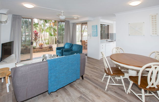 Miami Beachside Holiday Apartments - Photo 14