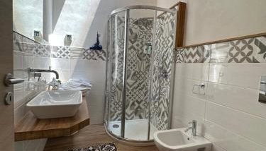 Casa Ingoglia - Foto 4, towels, Shower