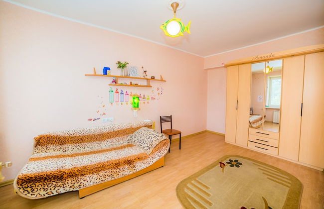 Apartment on Admirala Fokina 3 - Photo 1