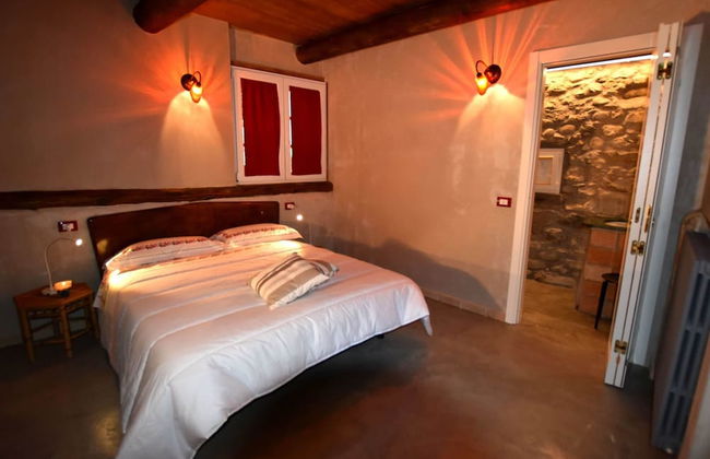 Ancient, Renovated Farmstead With Private, Equipped Garden - Photo 6