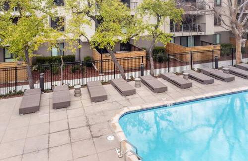 Sharon Green apartments by FantasticStay - Photo 87