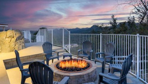 Pool Views Hot Tub Fire Pit Arcade Vista Clara by AvantStay - Foto 3, Other