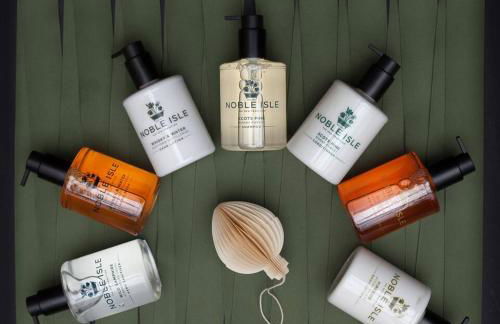 The Tabernacle, Design-led Converted Chapel with Hot Tub, Highland Perthshire - Foto 46