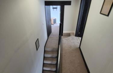 Comfortable 4BR Home Near Swansea Centre - Foto 2