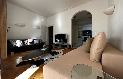 Historical Luxury Homes - Stadtvilla mit Jacuzzi und Garten - Foto 8