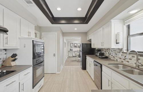 Best of Allen at Fountain Park - 5BD-2BA with Pool - Foto 18