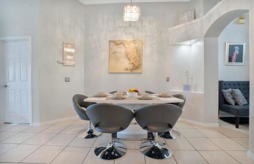 Stunning Home Near Disney World - Foto 17