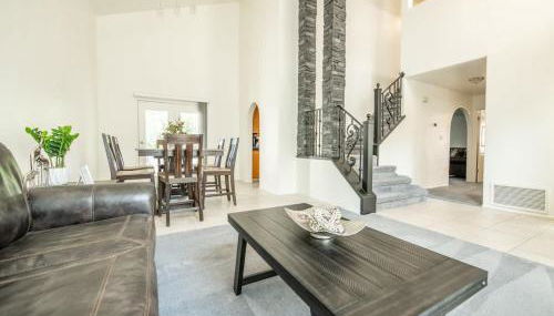 Large Family Home with Game Room - Foto 1