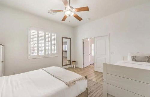 Luxury 5BR Villa Pool Hot Tub RV Friendly - Foto 18